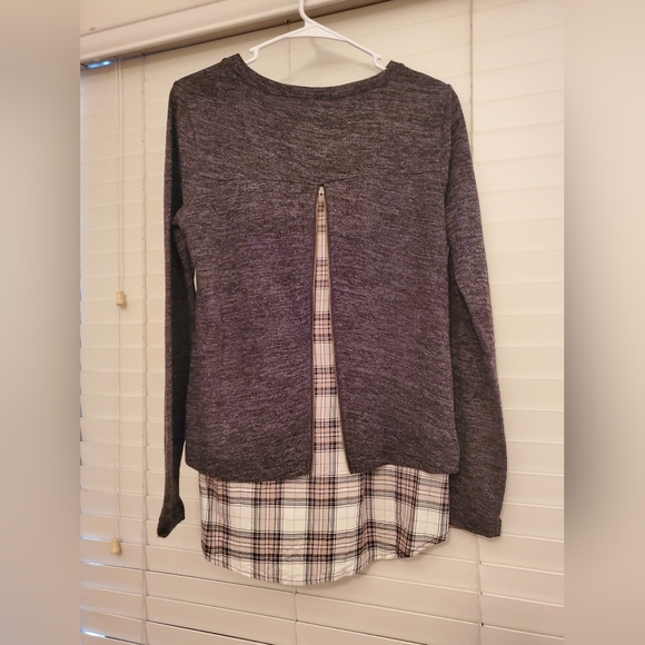 Downeast Layered Sweatshirt Top w/ Zippered Back - S - Picture 4 of 6